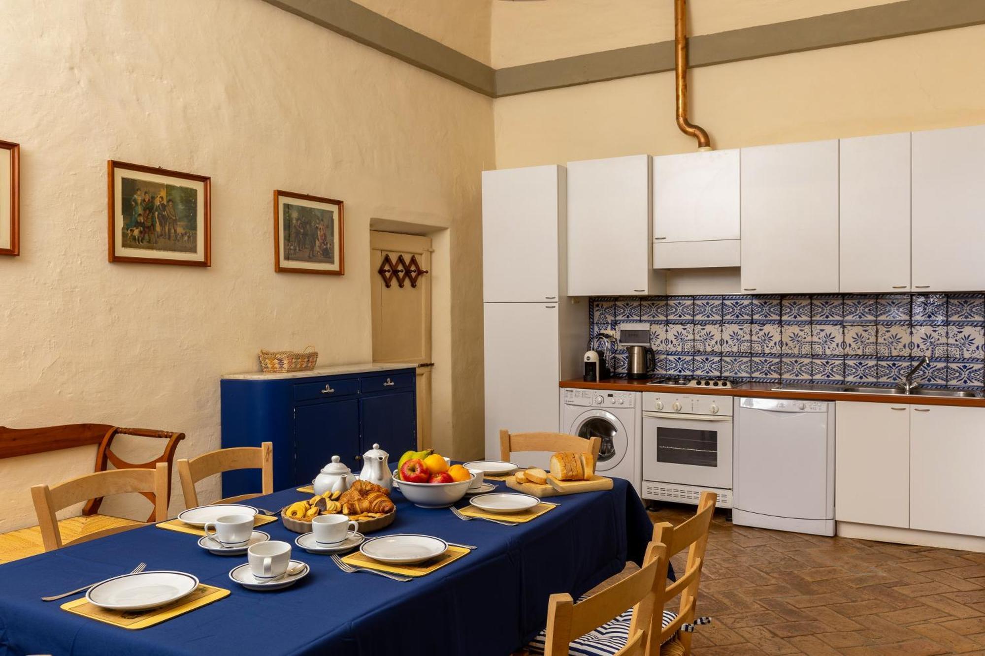Palazzo Costanti - A 8 Minuti Dalle Terme Apartment San Quirico d'Orcia Exterior photo