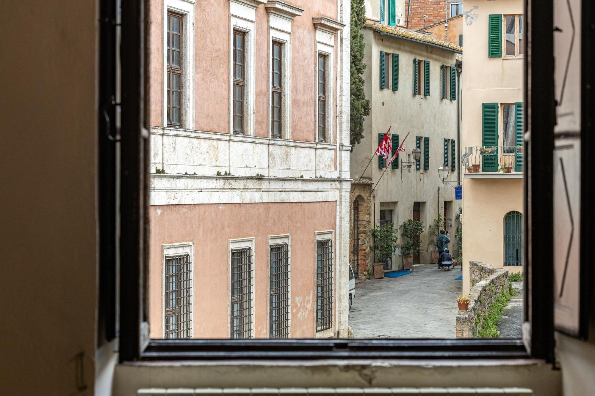 Palazzo Costanti - A 8 Minuti Dalle Terme Apartment San Quirico d'Orcia Exterior photo